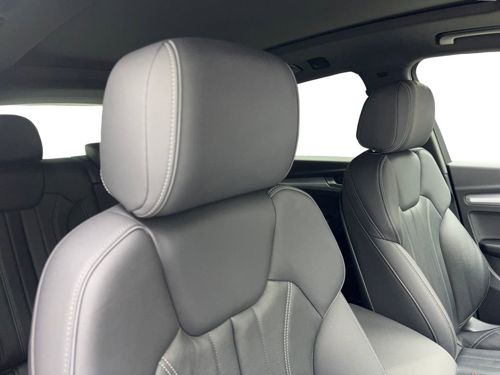 Used 2025 Audi Q5 2.0T Premium image 46