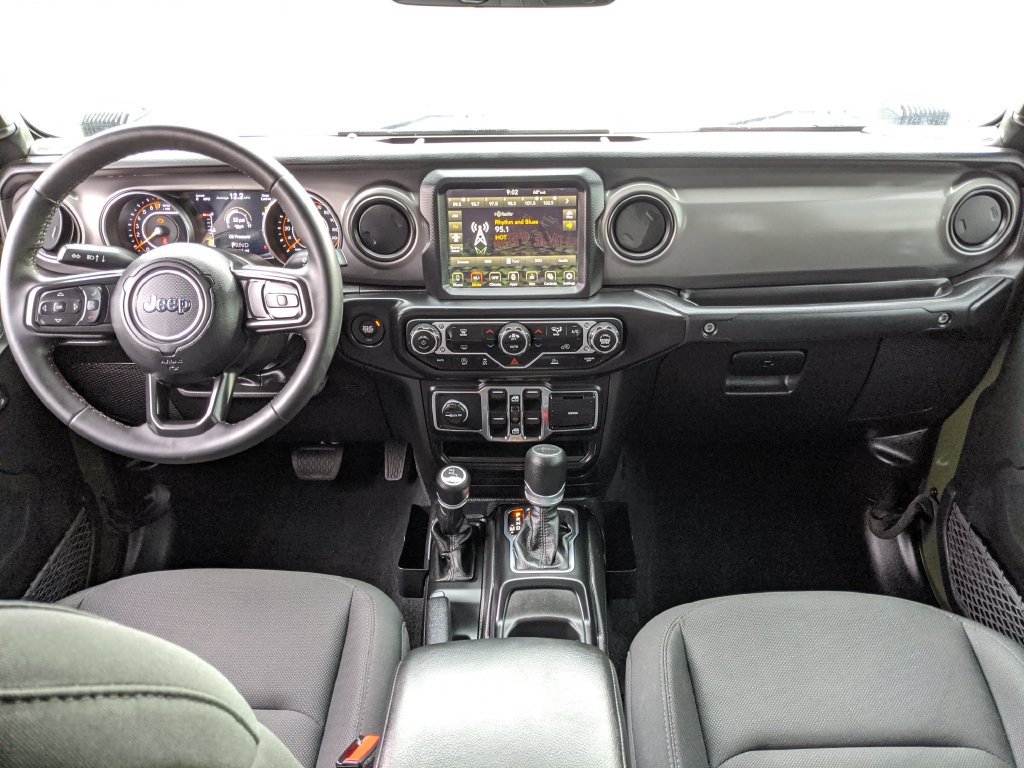 Used 2023 Jeep Gladiator Sport AWD/4WD image 6