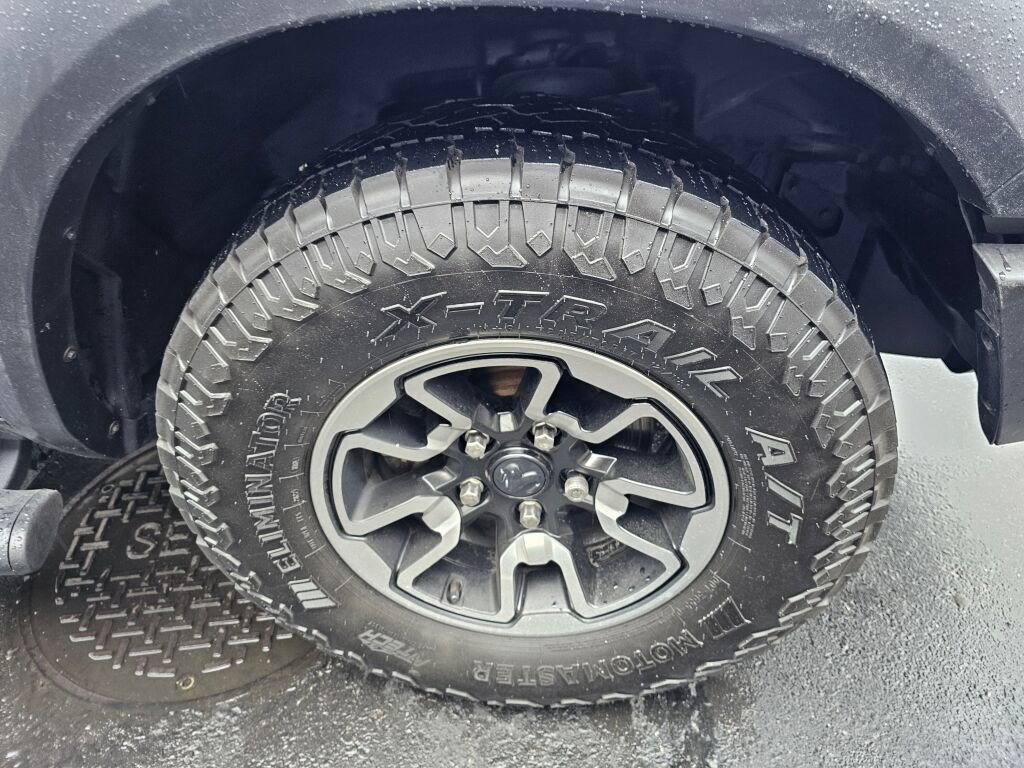 Used 2017 RAM 1500 Rebel w/ Luxury Group image 9