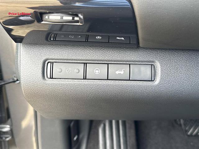New 2026 Nissan Pathfinder SV w/ Cargo Package AWD/4WD image 13
