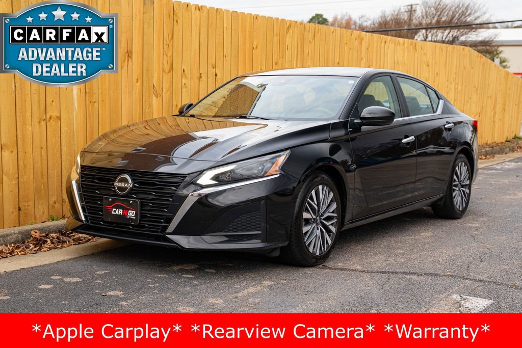Used 2023 Nissan Altima 2.5 SV image 1