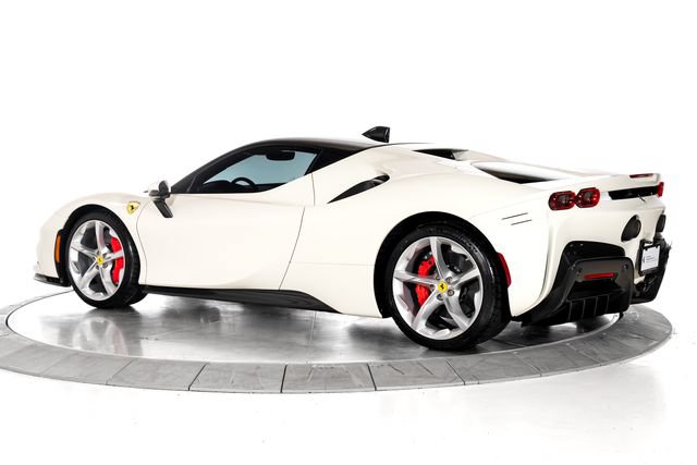Used 2023 Ferrari SF90 Stradale AWD/4WD image 7