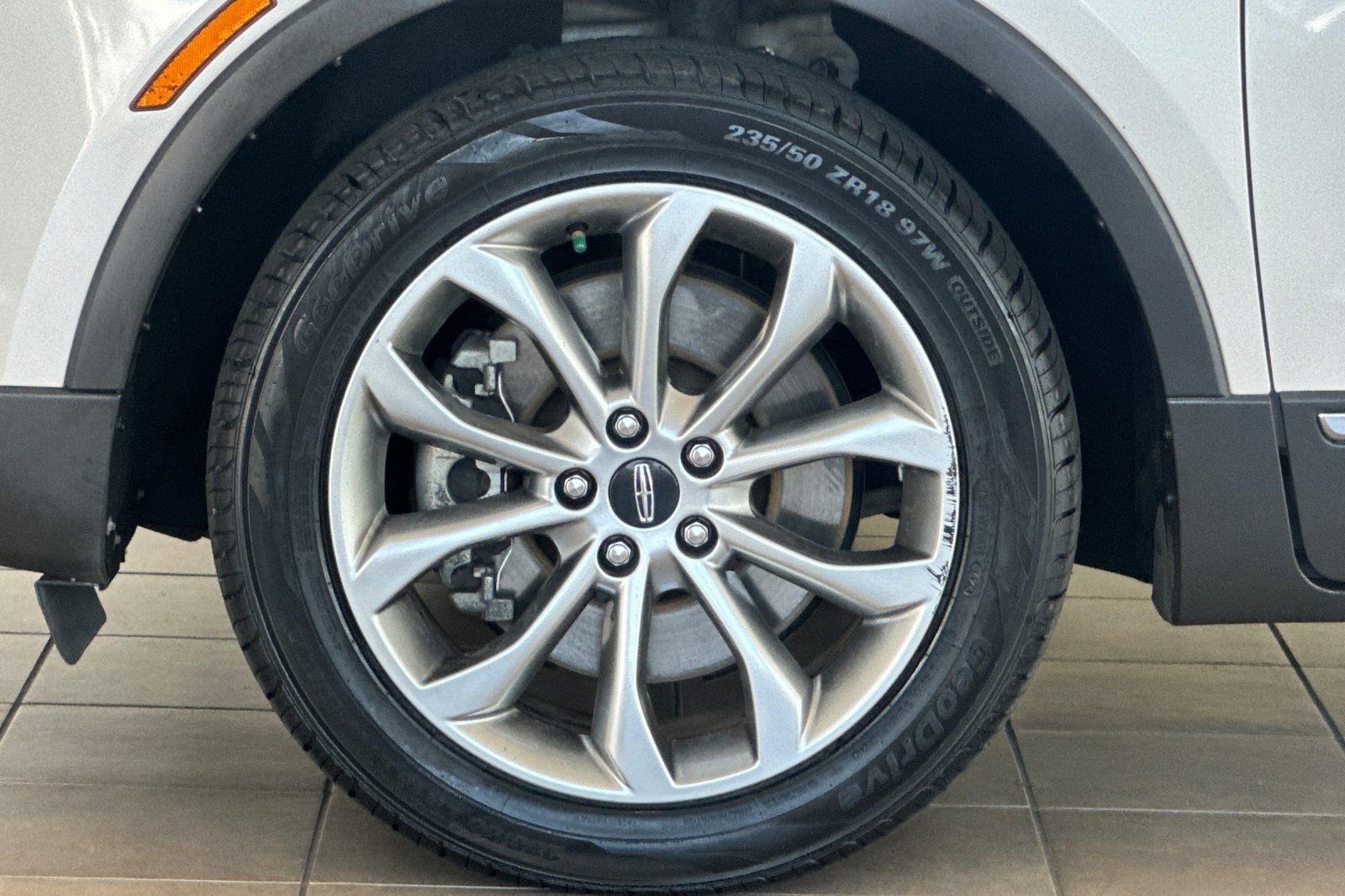 Used 2017 Lincoln MKC Select w/ Select Plus Package image 27