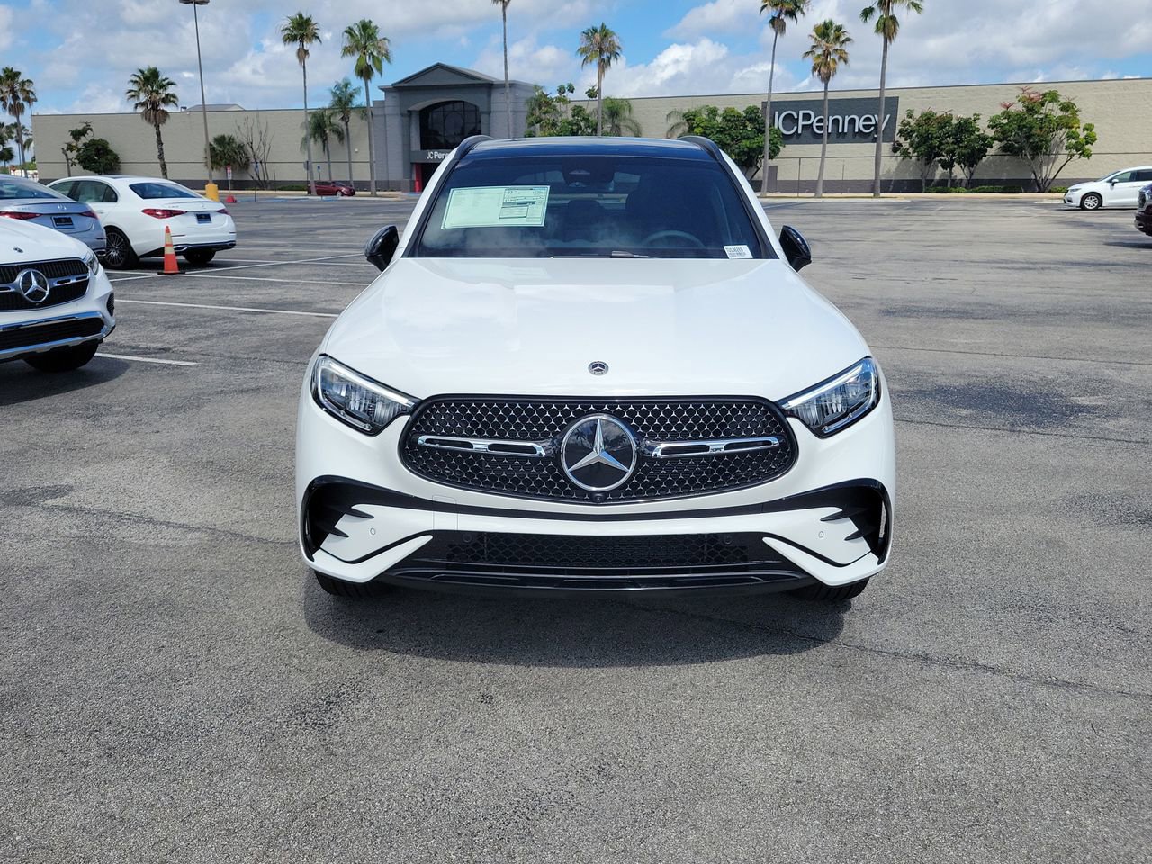 New 2026 Mercedes-Benz GLC 300 image 2