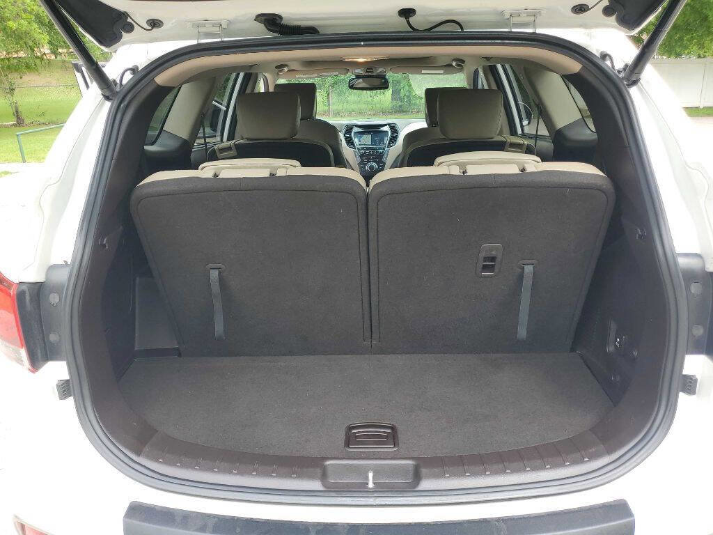 Used 2017 Hyundai Santa Fe Limited FWD image 22