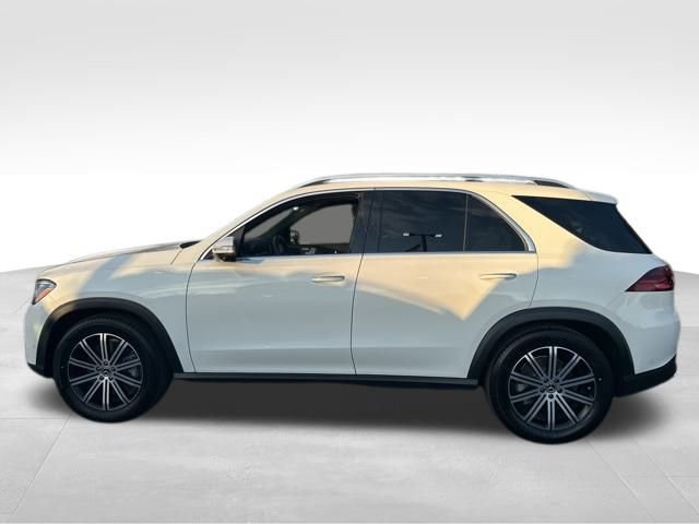 Used 2025 Mercedes-Benz GLE 450 4MATIC image 2
