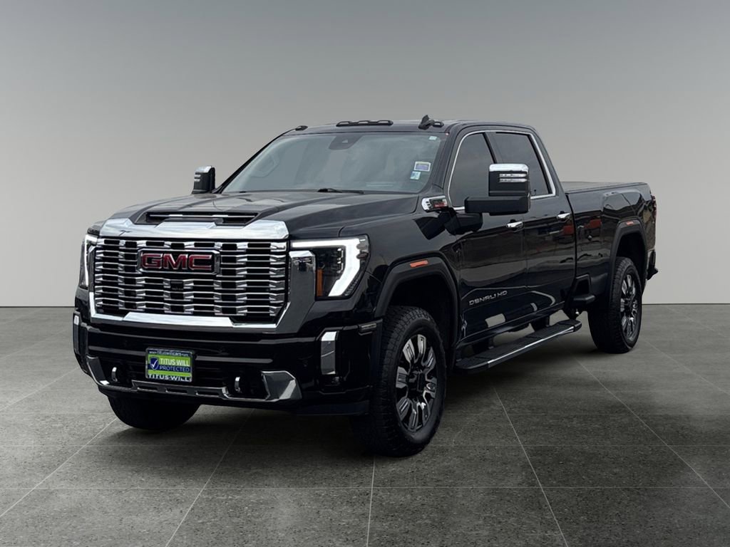 Used 2024 GMC Sierra 2500 Denali w/ Denali Reserve Package AWD/4WD image 3