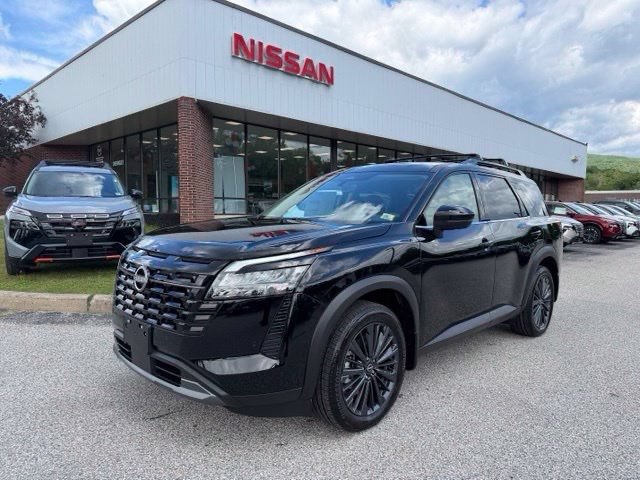New 2026 Nissan Pathfinder SL w/ SL Premium Package AWD/4WD image 1