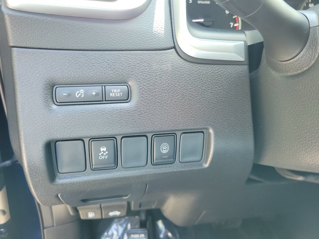Certified 2023 Nissan Murano SV FWD image 19