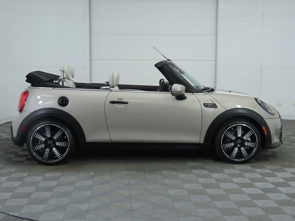 Certified 2023 MINI Cooper S image 4