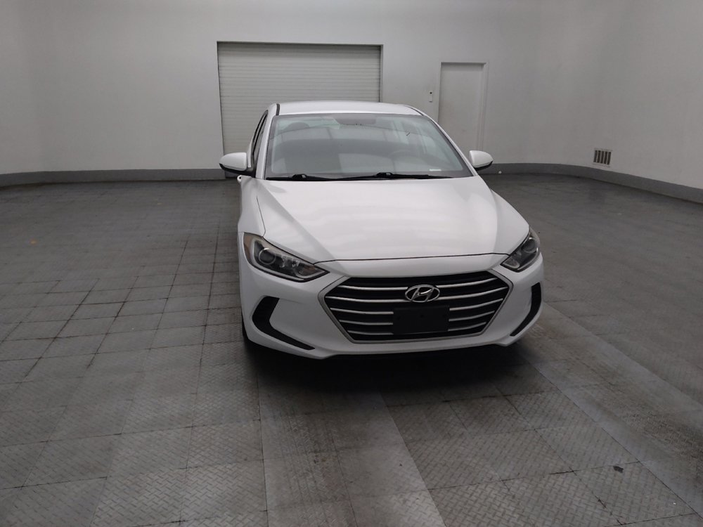 Used 2018 Hyundai Elantra SE w/ SE Connectivity Package 04 FWD image 14