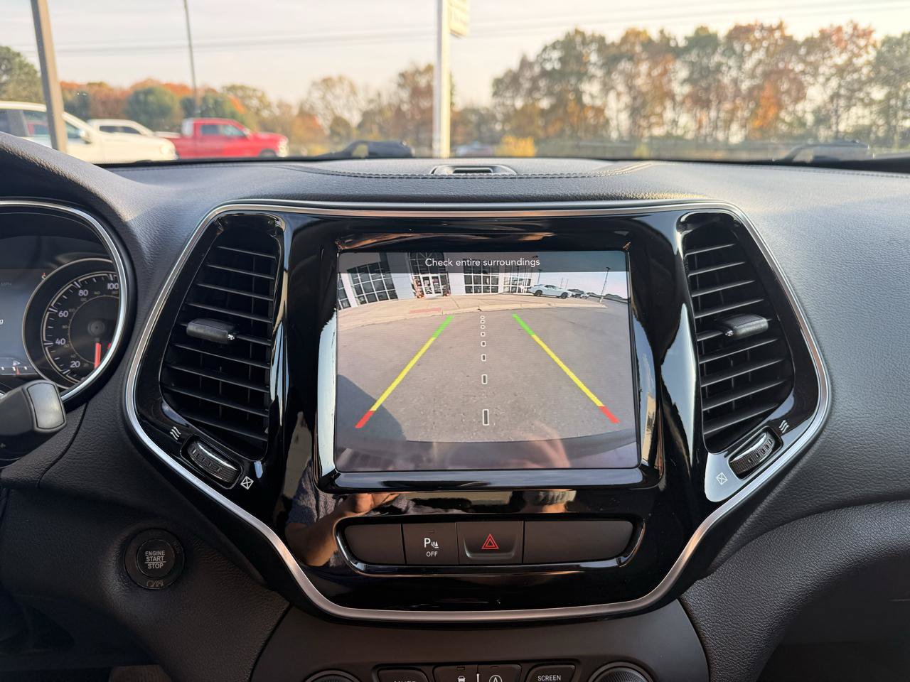 Used 2020 Jeep Cherokee Limited AWD/4WD image 22