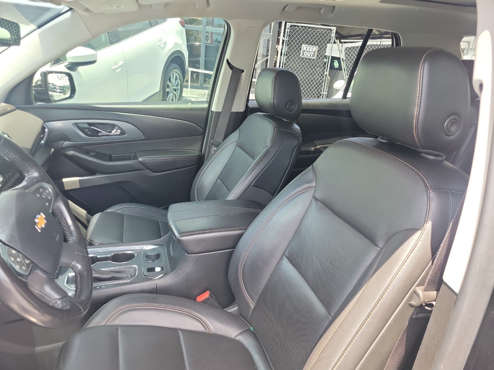 Used 2019 Chevrolet Traverse Premier w/ Redline Edition FWD image 11