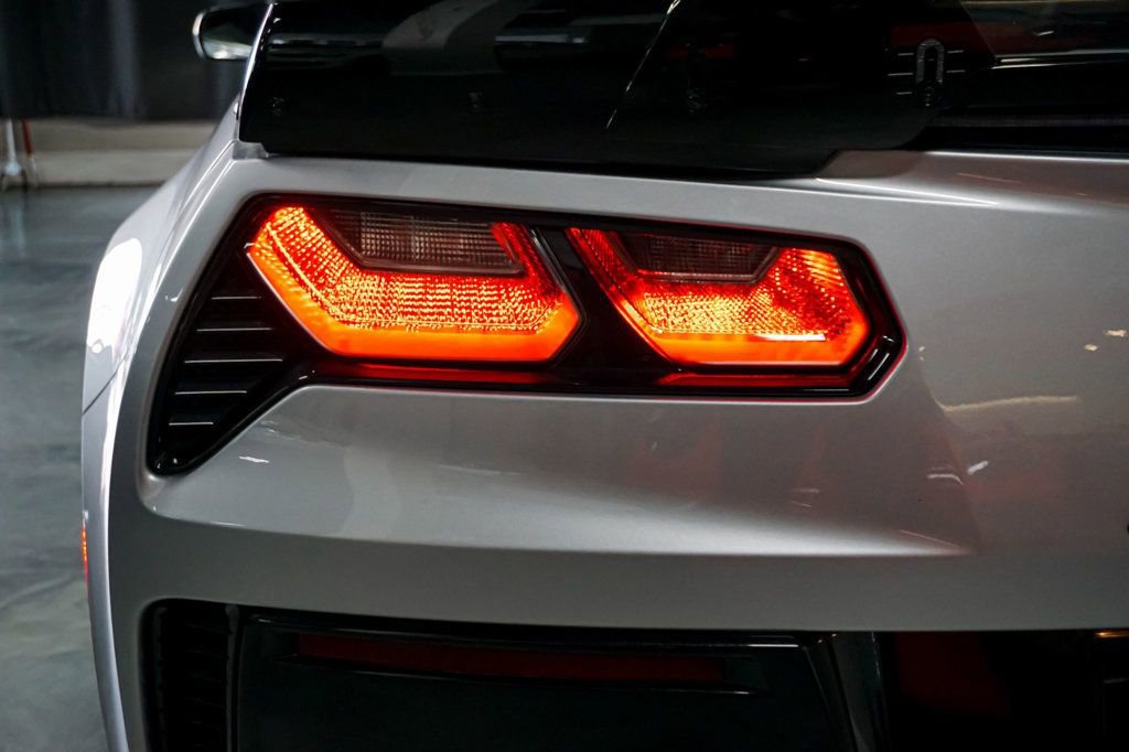 Used 2019 Chevrolet Corvette Z06 image 85