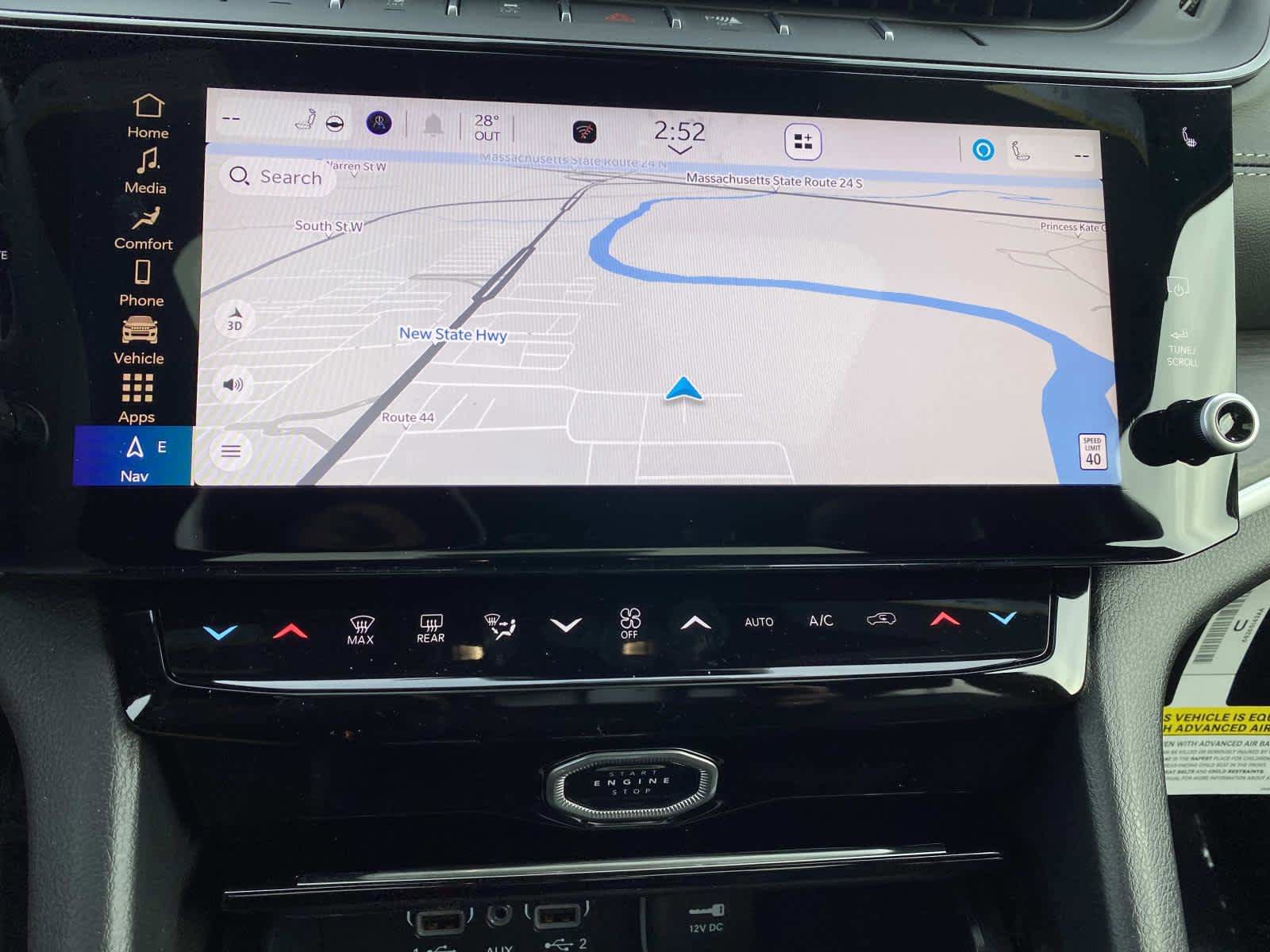 New 2026 Jeep Grand Cherokee Altitude image 11