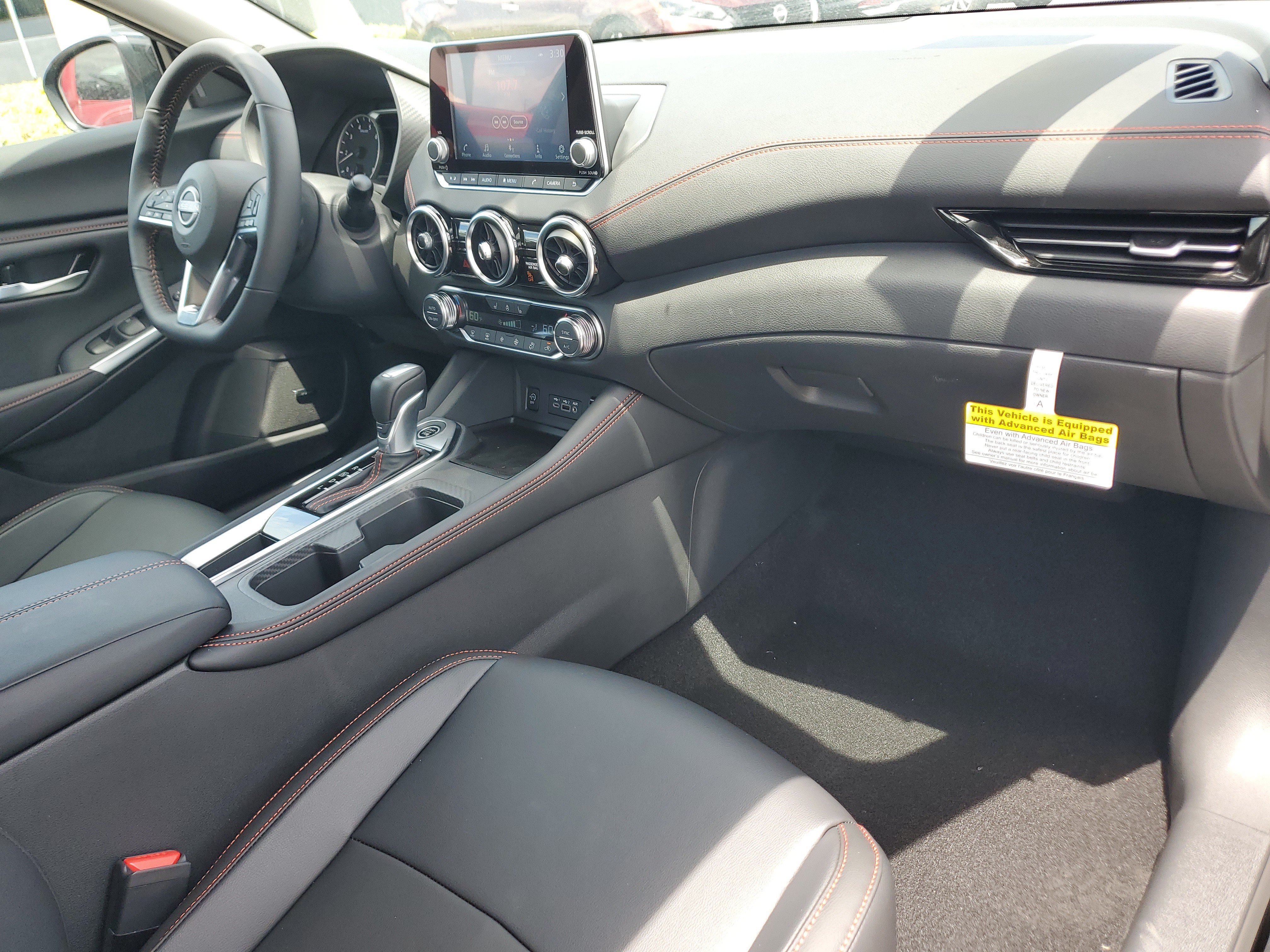 Used 2025 Nissan Sentra SR w/ SR Premium Package FWD image 13