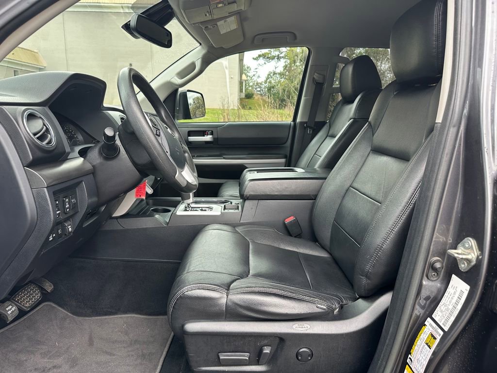 Used 2020 Toyota Tundra SR5 w/ SR5 Upgrade Package image 6