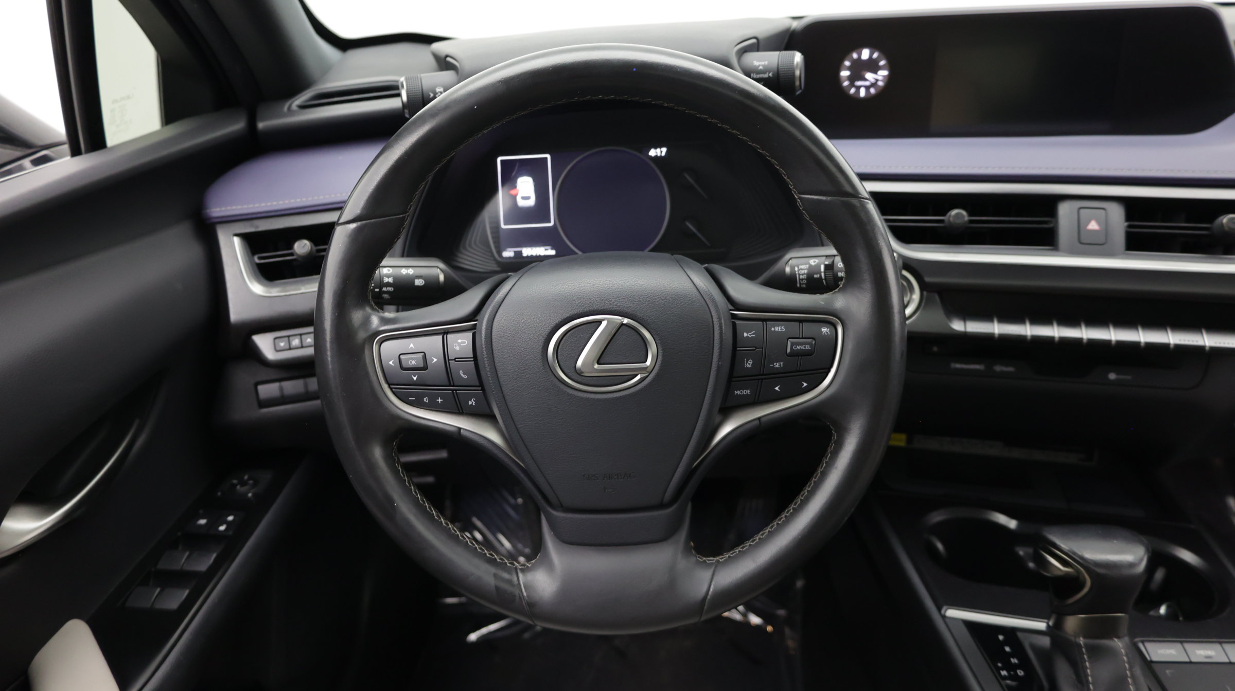 Used 2022 Lexus UX 200 w/ Accessory Package (Z1) FWD image 33