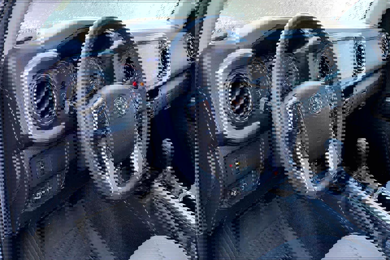 Used 2022 Toyota Tacoma SR5 image 17