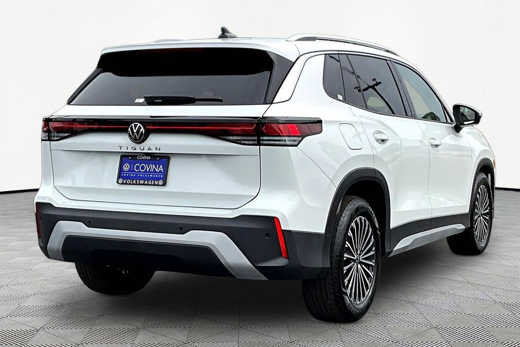 New 2026 Volkswagen Tiguan S image 6
