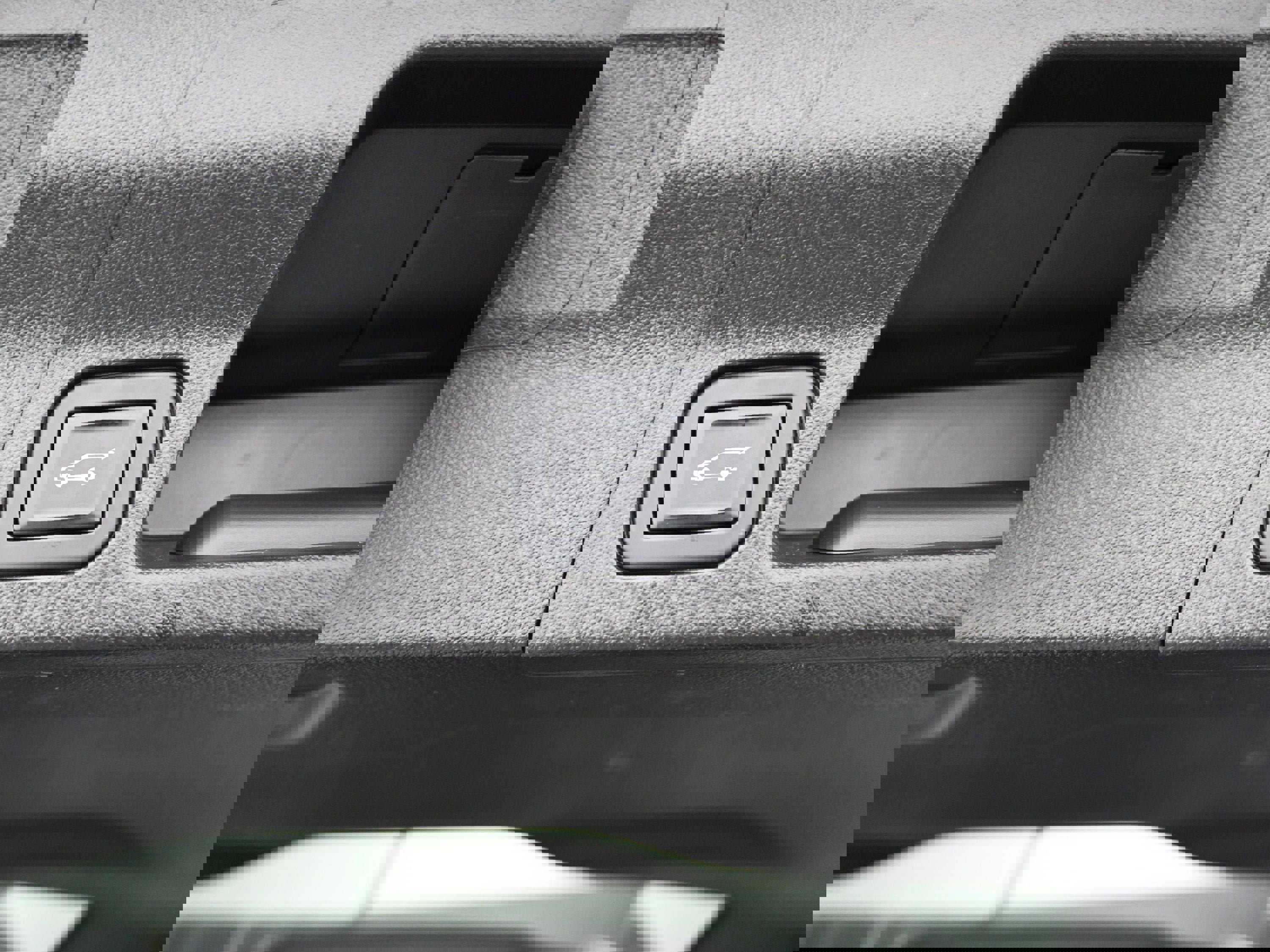 Used 2023 GMC Acadia SLT w/ Technology Package image 31