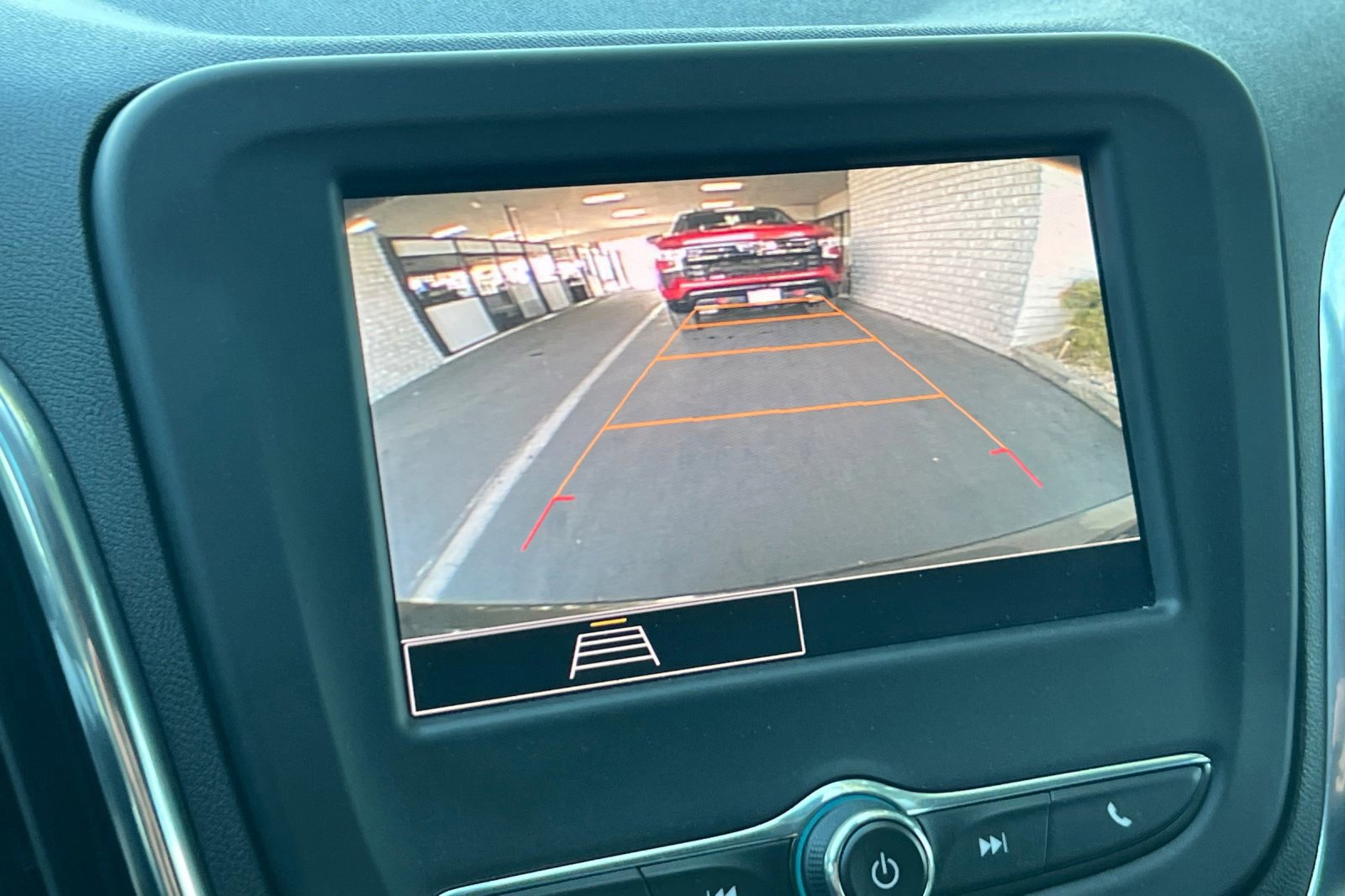 Used 2023 Chevrolet Equinox LT image 19