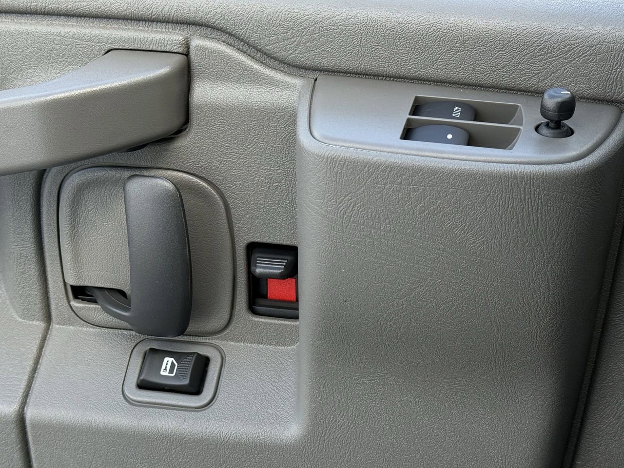 New 2026 Chevrolet Express 2500 WT w/ Driver Convenience Package image 16