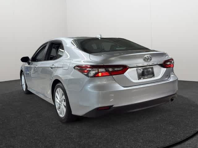Used 2024 Toyota Camry LE w/ Convenience Package FWD image 4