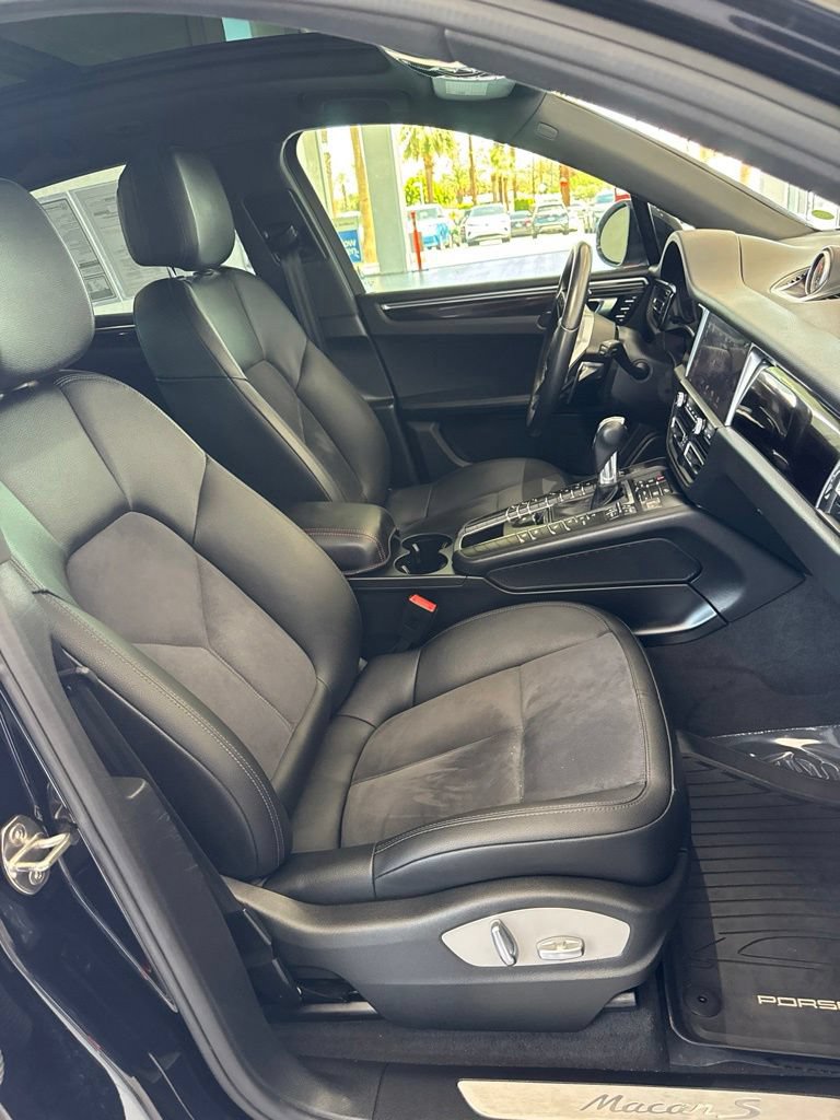 Used 2020 Porsche Macan S AWD/4WD image 8