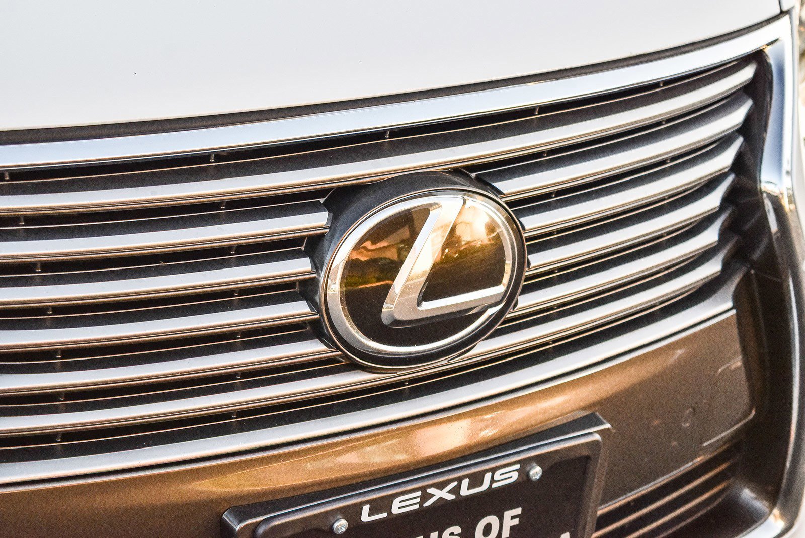 Used 2015 Lexus LS 460 L image 9