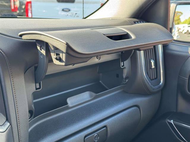 Used 2022 GMC Sierra 1500 AT4 w/ AT4 Premium Package image 30