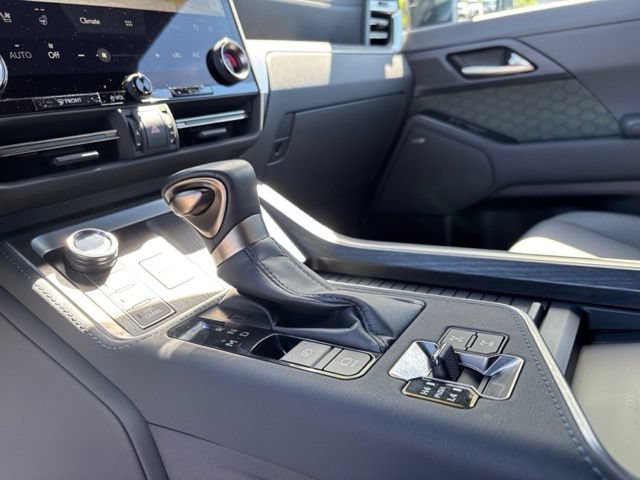 Used 2024 Lexus GX 550 AWD/4WD image 21