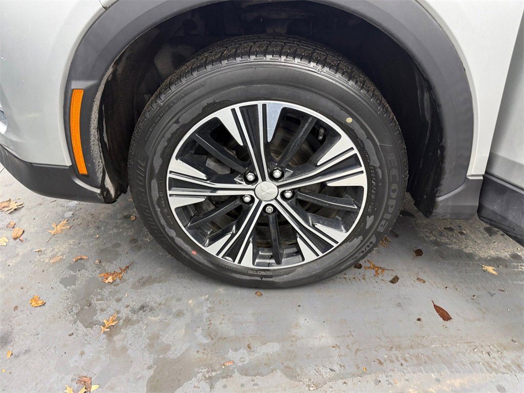 Used 2022 Mitsubishi Eclipse Cross SE image 36