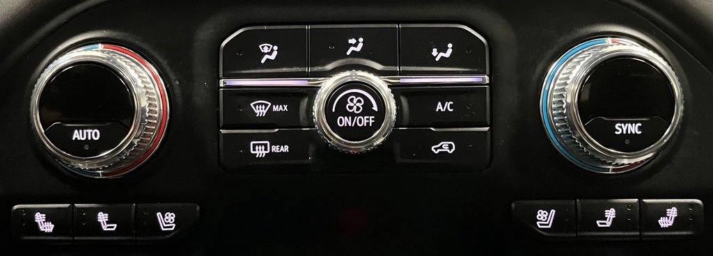 Used 2020 GMC Sierra 1500 Denali w/ Technology Package AWD/4WD image 38