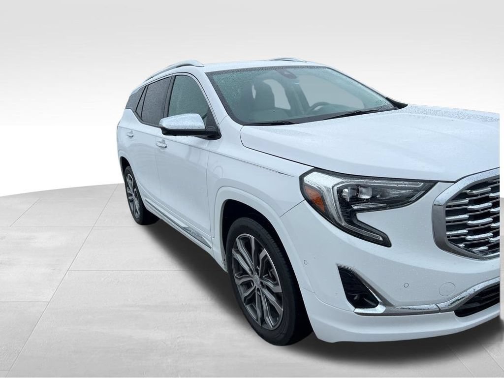Certified 2019 GMC Terrain Denali w/ Advanced Safety Package FWD image 15
