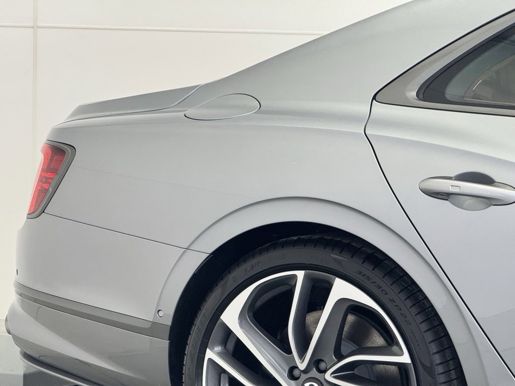 New 2026 Bentley Flying Spur Plug-In Hybrid image 59