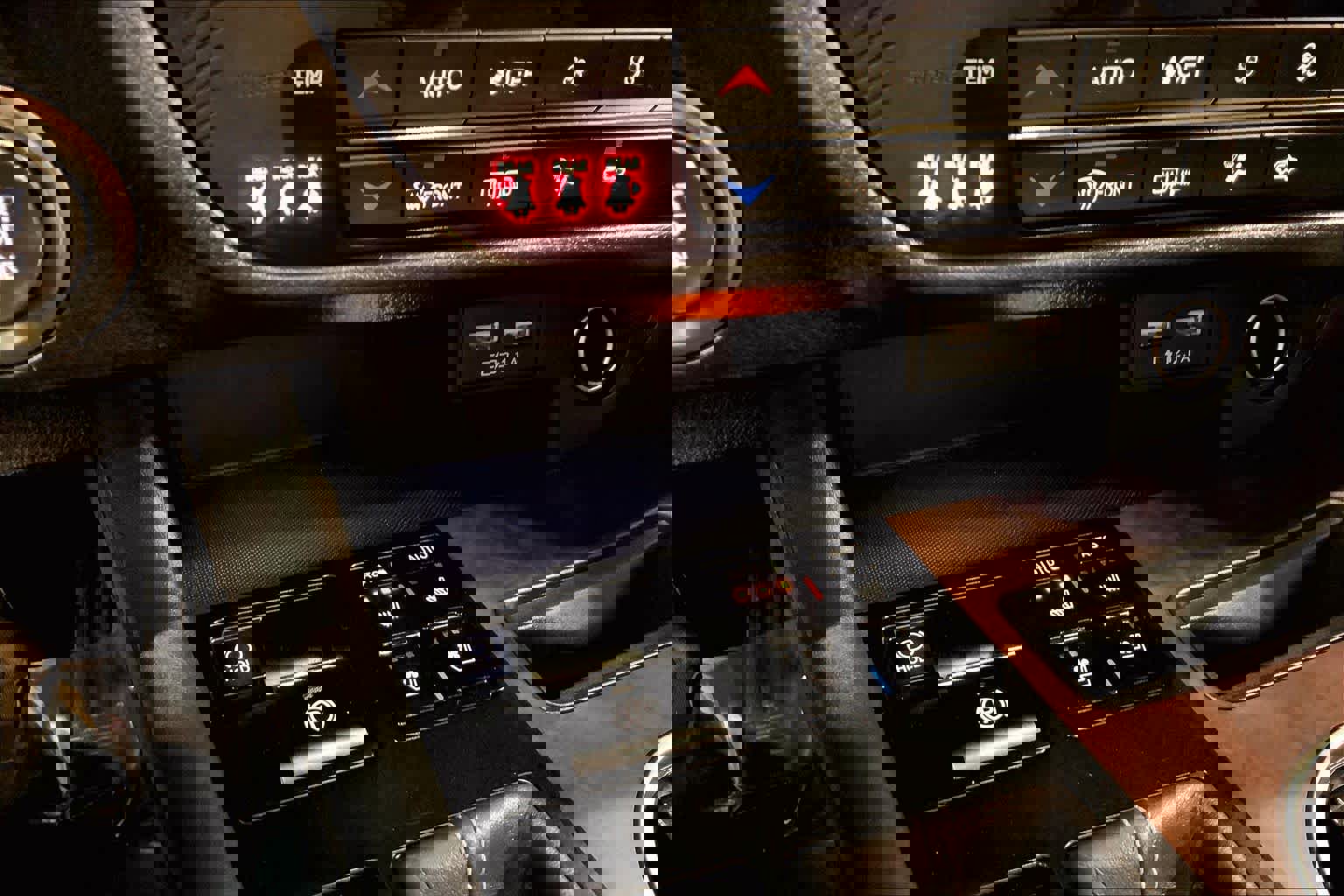 Used 2022 Lexus RX 350 AWD w/ Premium Package image 36