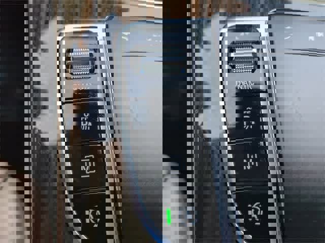 Used 2022 Mercedes-Benz GLC 300 4MATIC image 37