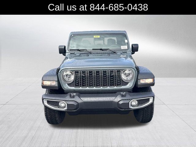 New 2026 Jeep Gladiator Sport AWD/4WD image 2