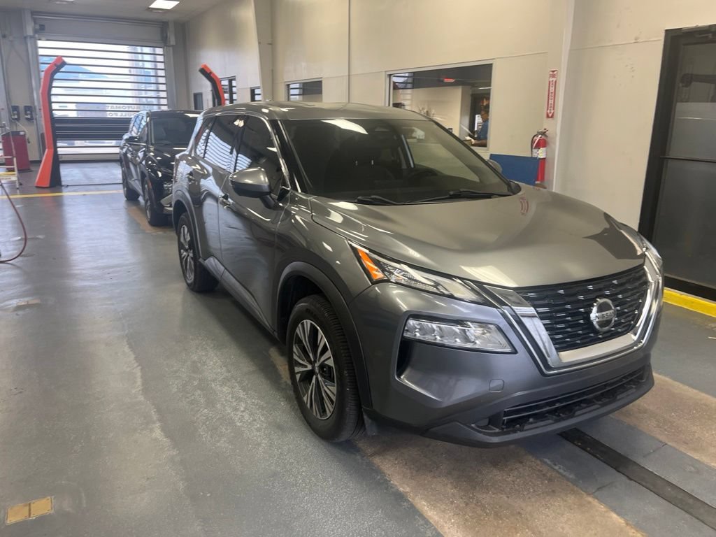 Used 2021 Nissan Rogue SV