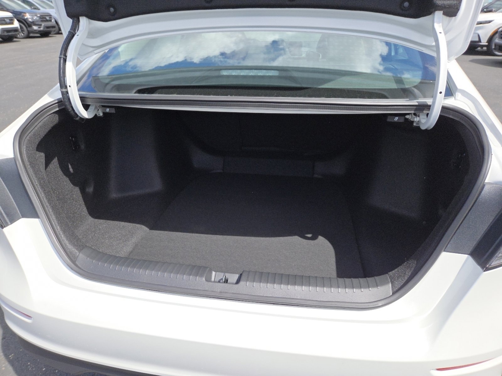 New 2026 Honda Accord SE image 19