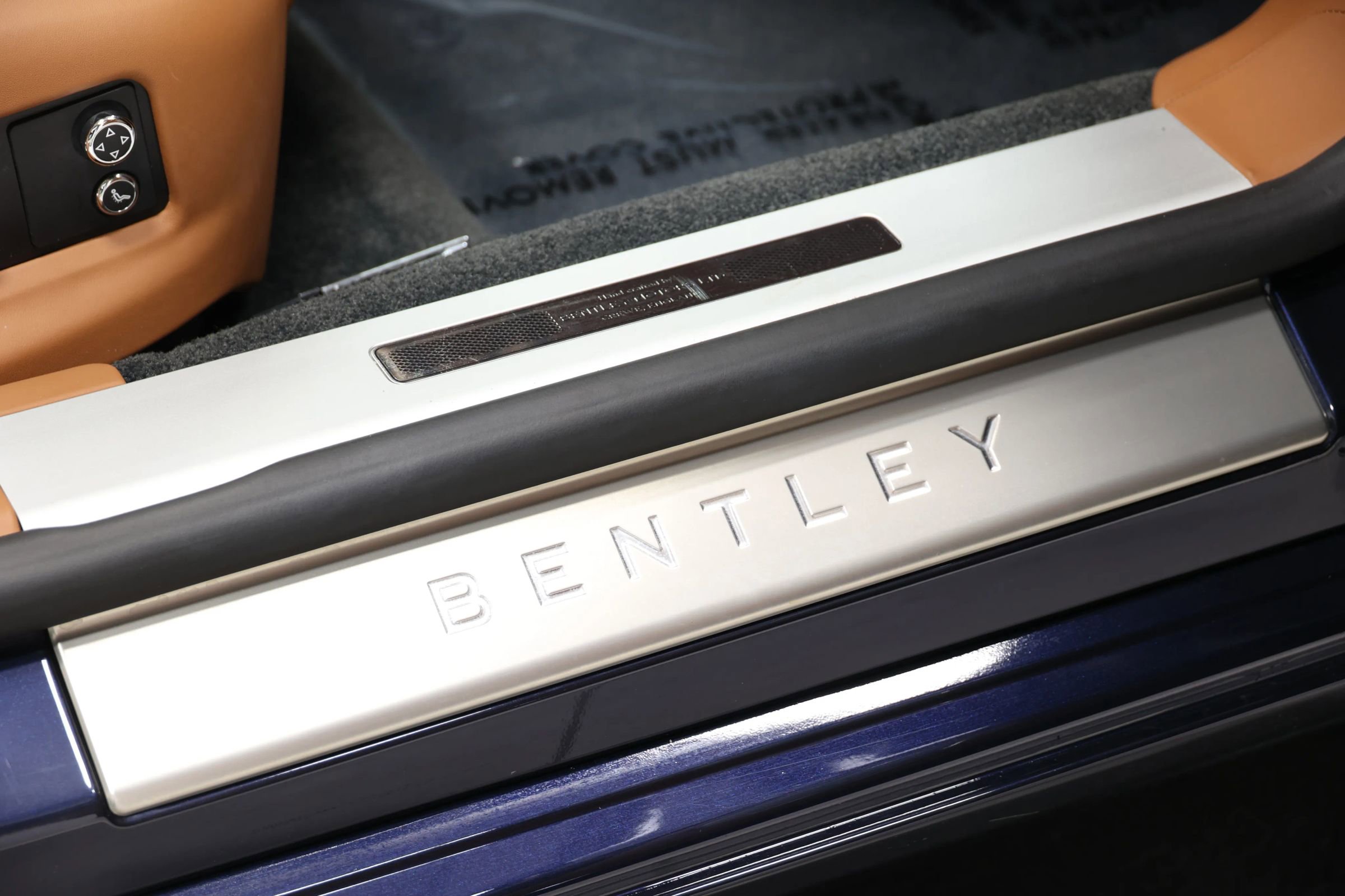 Used 2022 Bentley Flying Spur V8 AWD/4WD image 85