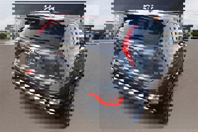 New 2025 Kia Niro EX Touring image 3