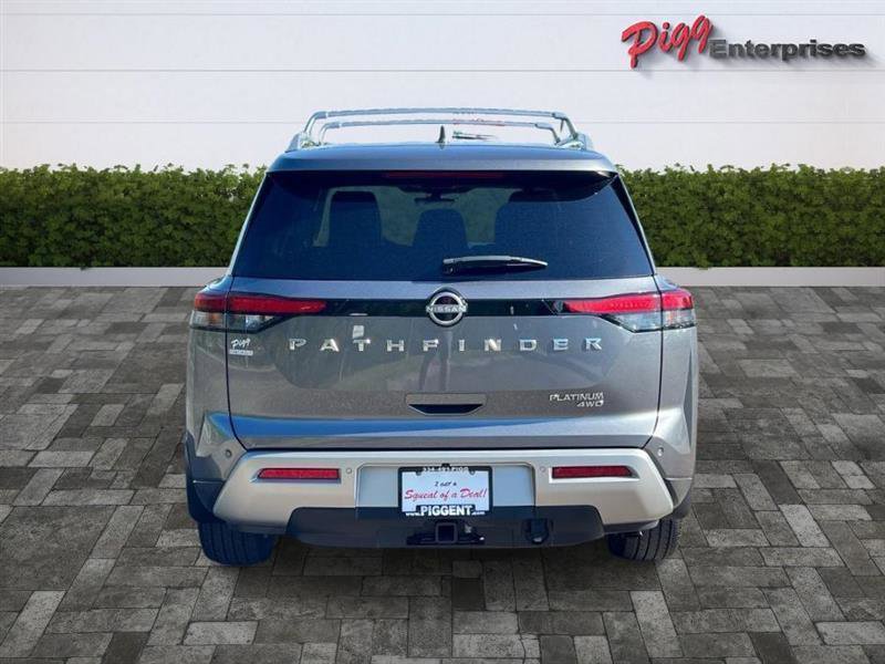 Used 2024 Nissan Pathfinder Platinum w/ Cargo Package AWD/4WD image 9