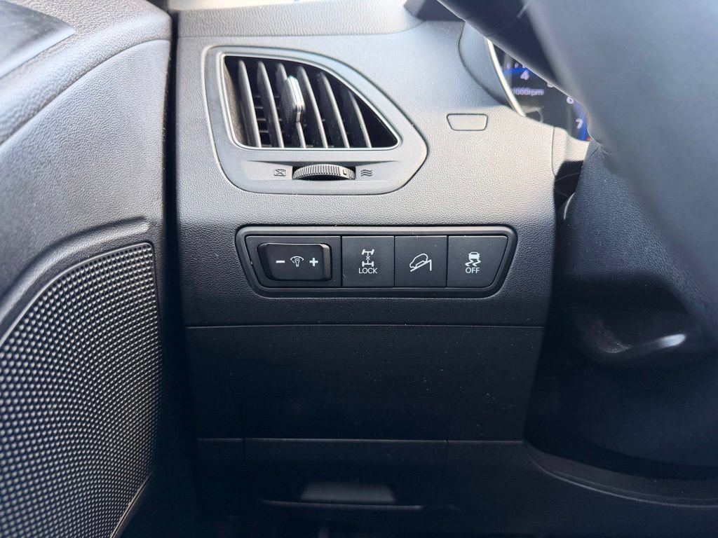 Used 2014 Hyundai Tucson GLS AWD/4WD image 24