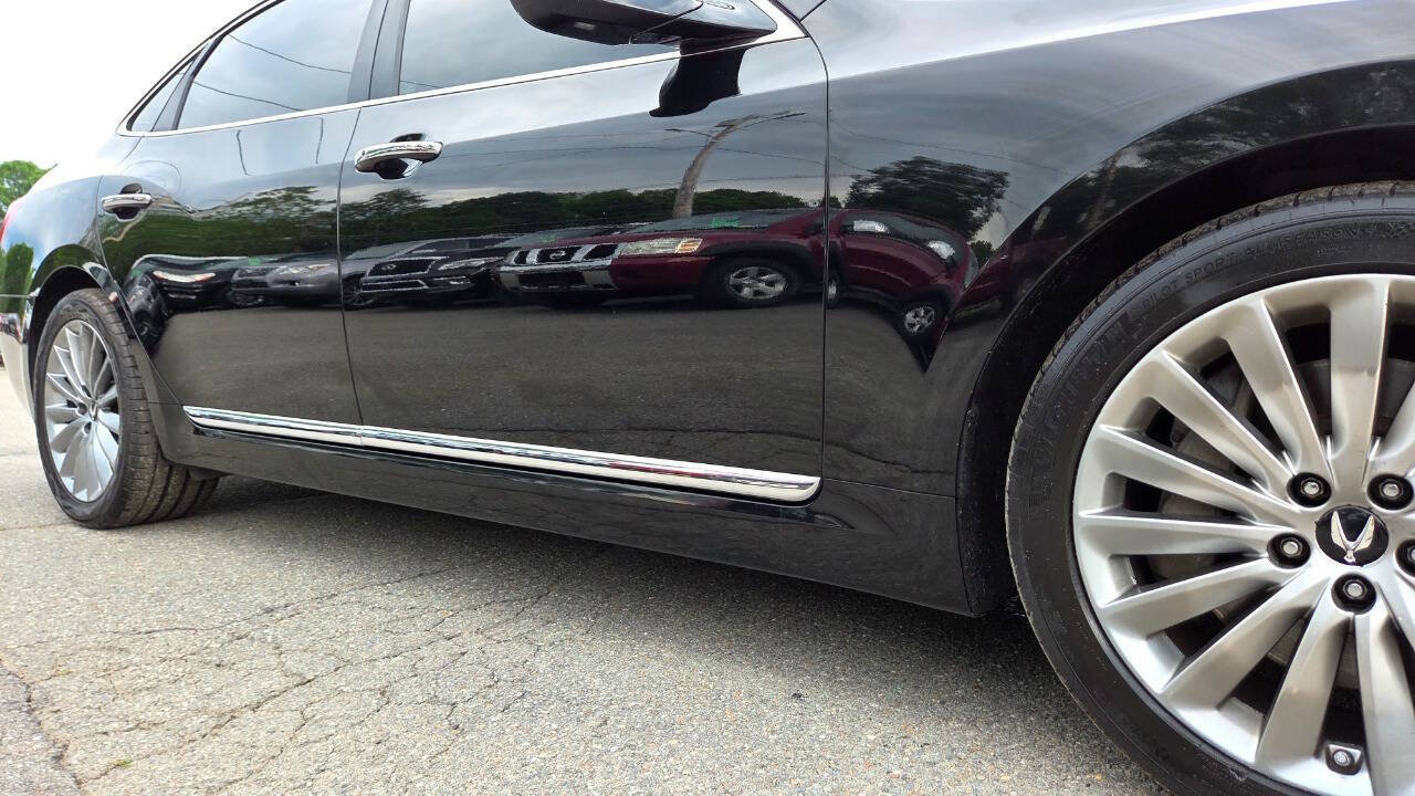 Used 2015 Hyundai Equus Signature RWD image 20