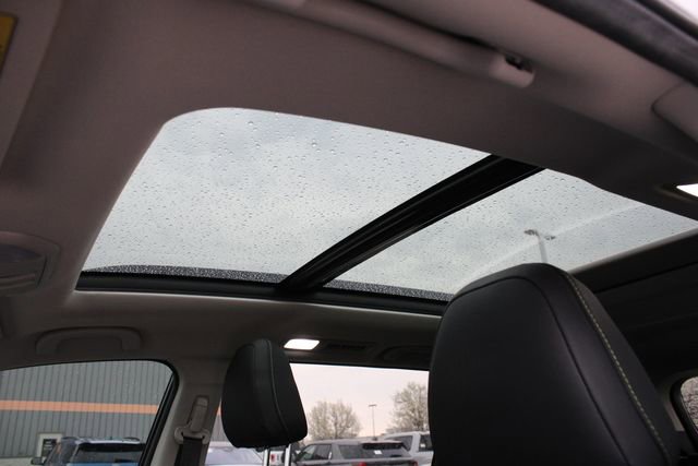 Used 2024 Subaru Ascent Onyx Edition image 5