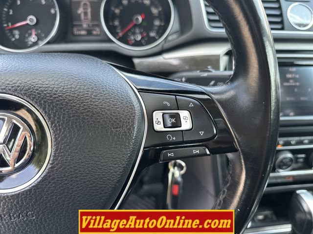 Used 2016 Volkswagen Passat 1.8T SE w/ Lighting Package (P06) FWD image 28