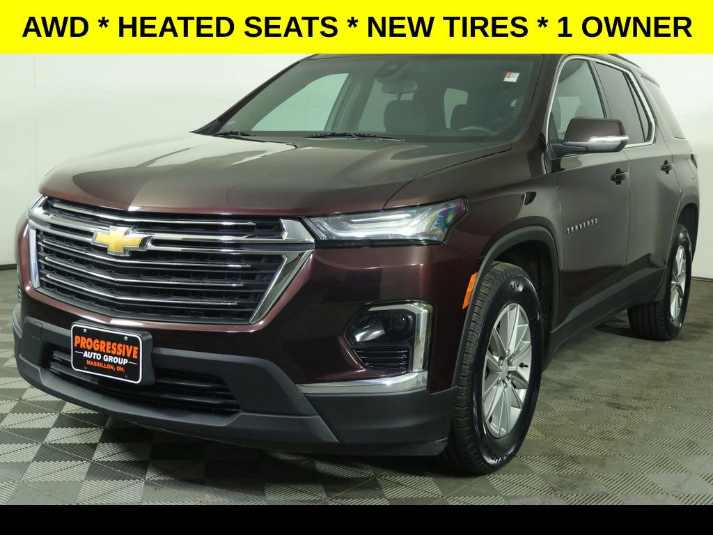 Used 2023 Chevrolet Traverse LT w/ LPO, Floor Liner Package image 1