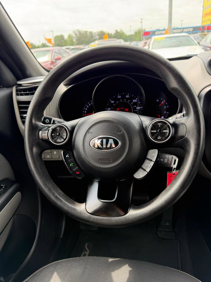 Used 2015 Kia Soul + w/ Eco Package image 12